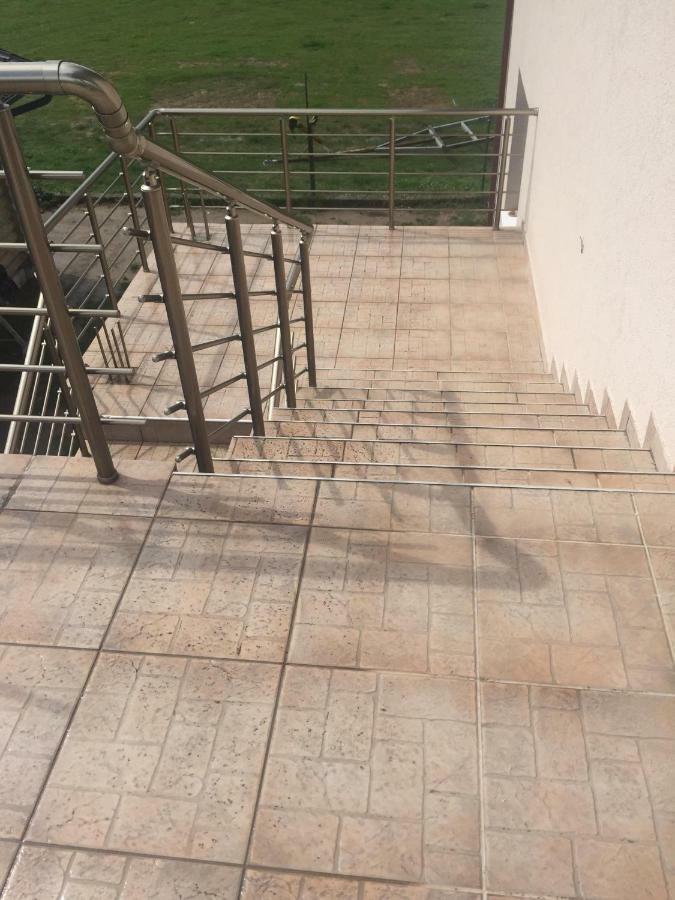 Eko Apartmani Krackovic Golubovci Luaran gambar