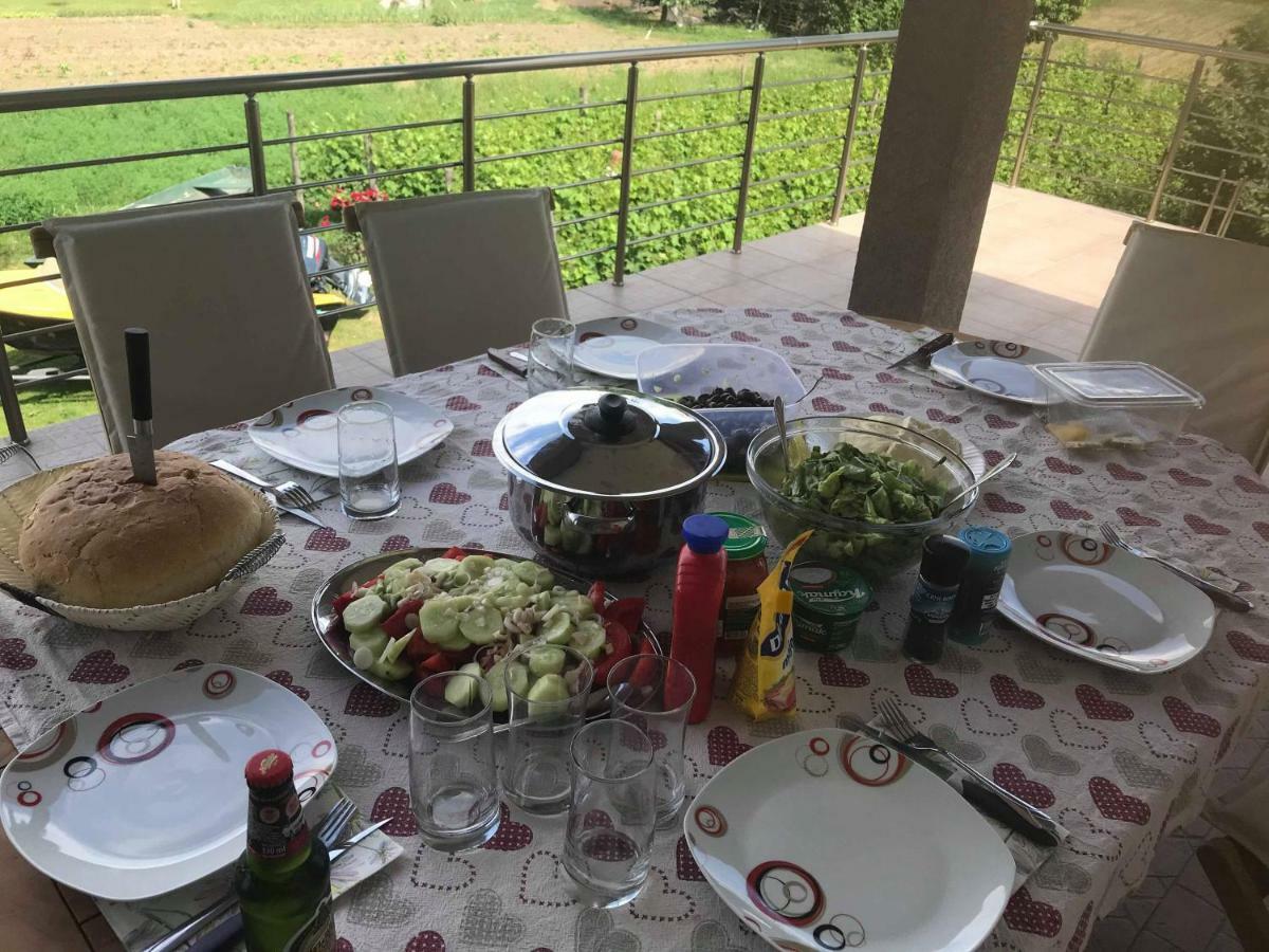 Eko Apartmani Krackovic Golubovci Luaran gambar
